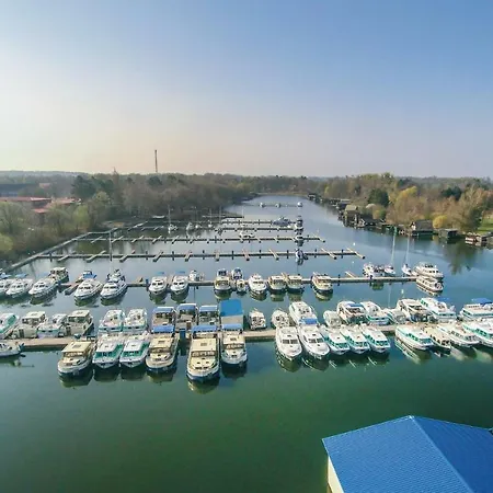 Two-bedroom Holiday In Rechlin