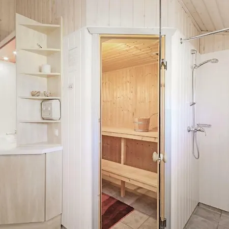 Two-bedroom Holiday In *
